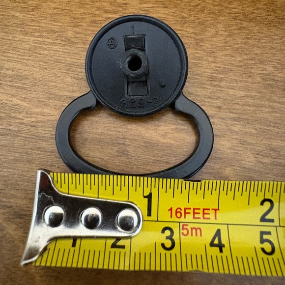 Draw Knobs/pulls - Picture 2 of 4